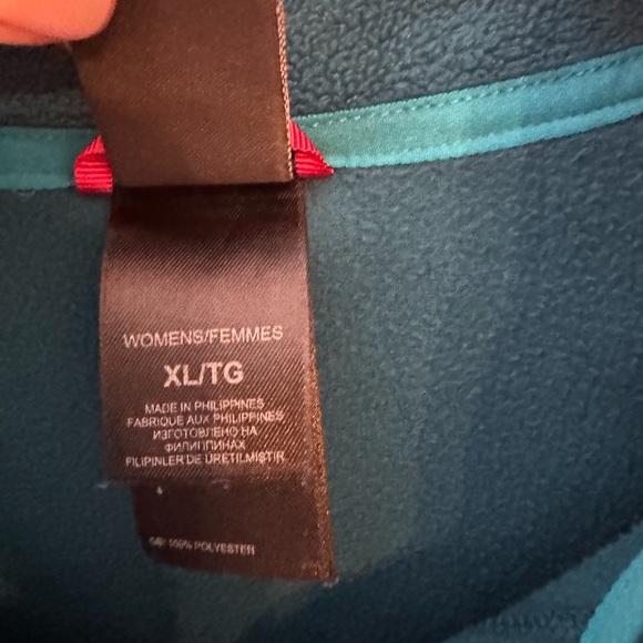 Fleece pullover - Picture 3 of 3